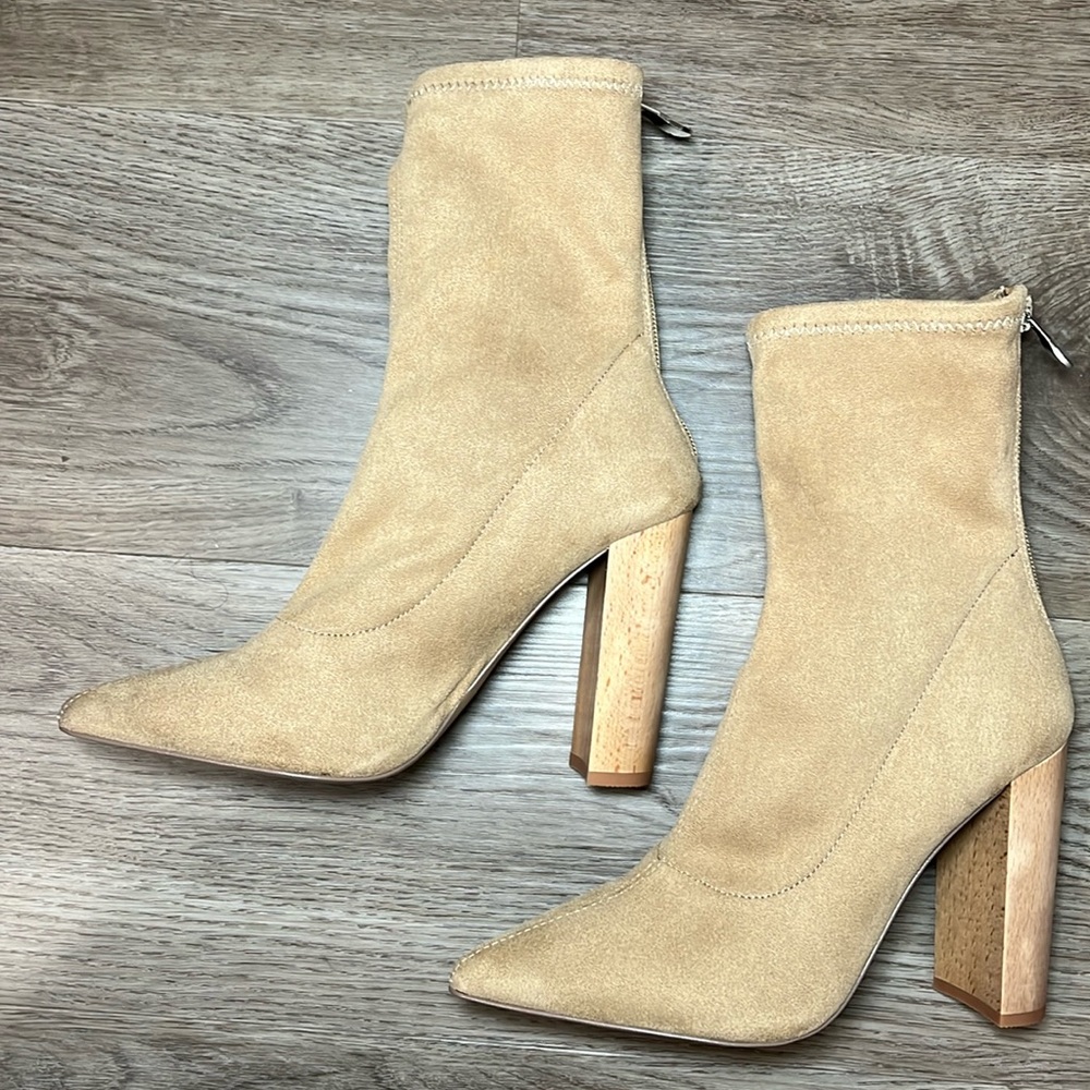 Steve Madden suede like tan boots with teak heel